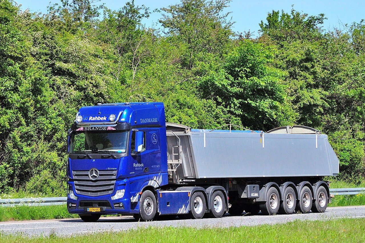 Mercedes-Benz Actros 2046 LS 4x2 2021 - foto 3