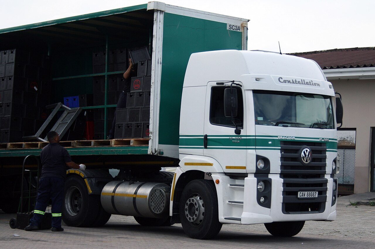 Volkswagen Constellation 17.280 Chasis 4x2 2022 - foto 2
